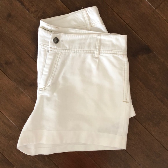 Banana Republic Linen and Cotton Shorts - Picture 1 of 5